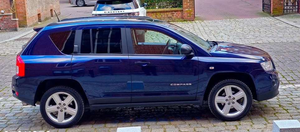 Jeep Compass cena 40900 przebieg: 162000, rok produkcji 2013 z Elbląg małe 742